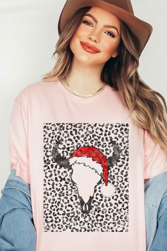 CATTLE CHRISTMAS GRAPHIC T-SHIRT