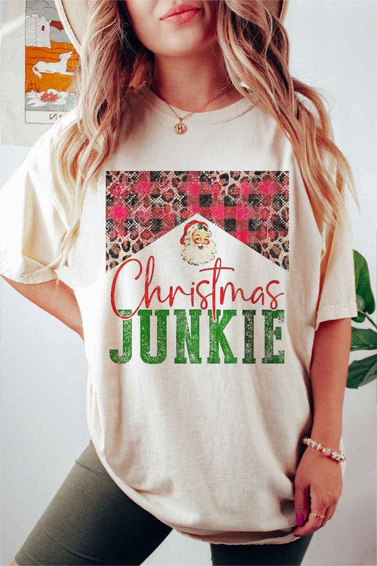 CHRISTMAS JUNKIE GRAPHIC TEE / T-SHIRT