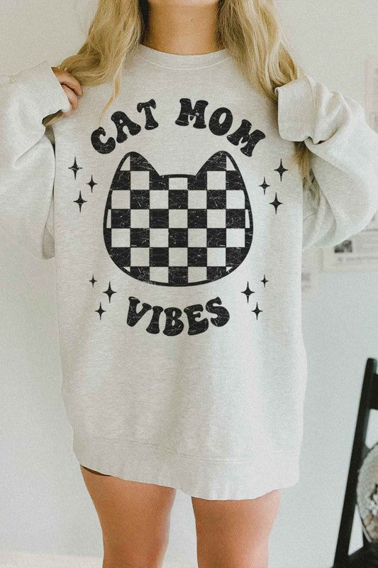 CAT MOM VIBES OVERSIZED SWEATSHIRT